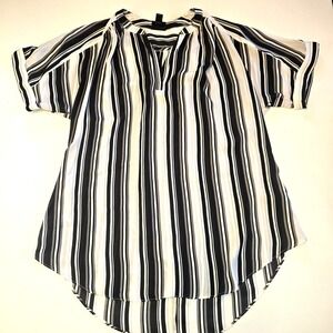 Worthington Black White Vertical Striped‎ Lightweight Blouse Womens Small